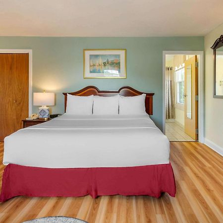 The Carriage House Inn Newport Middletown Rom bilde
