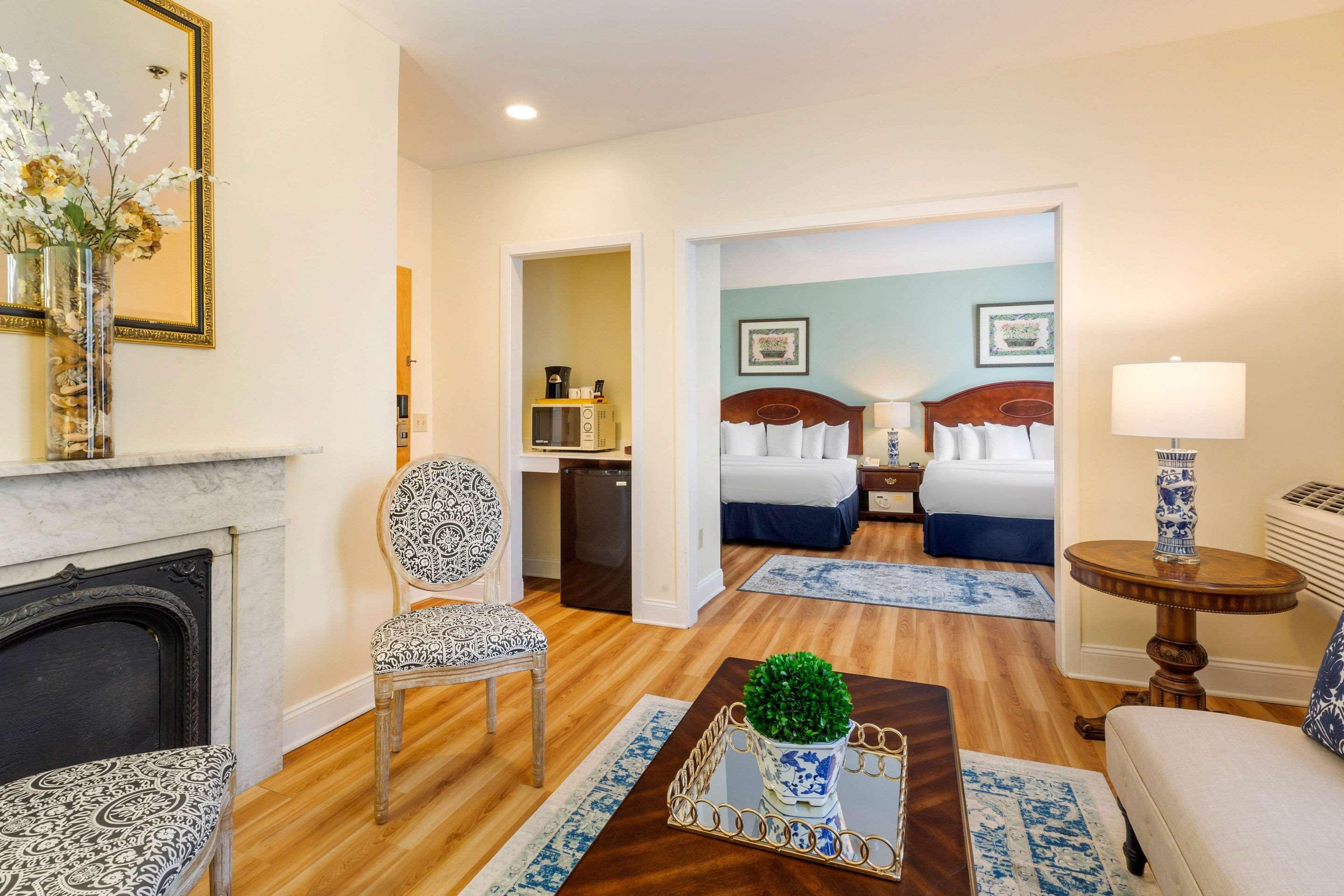 The Carriage House Inn Newport Middletown Eksteriør bilde