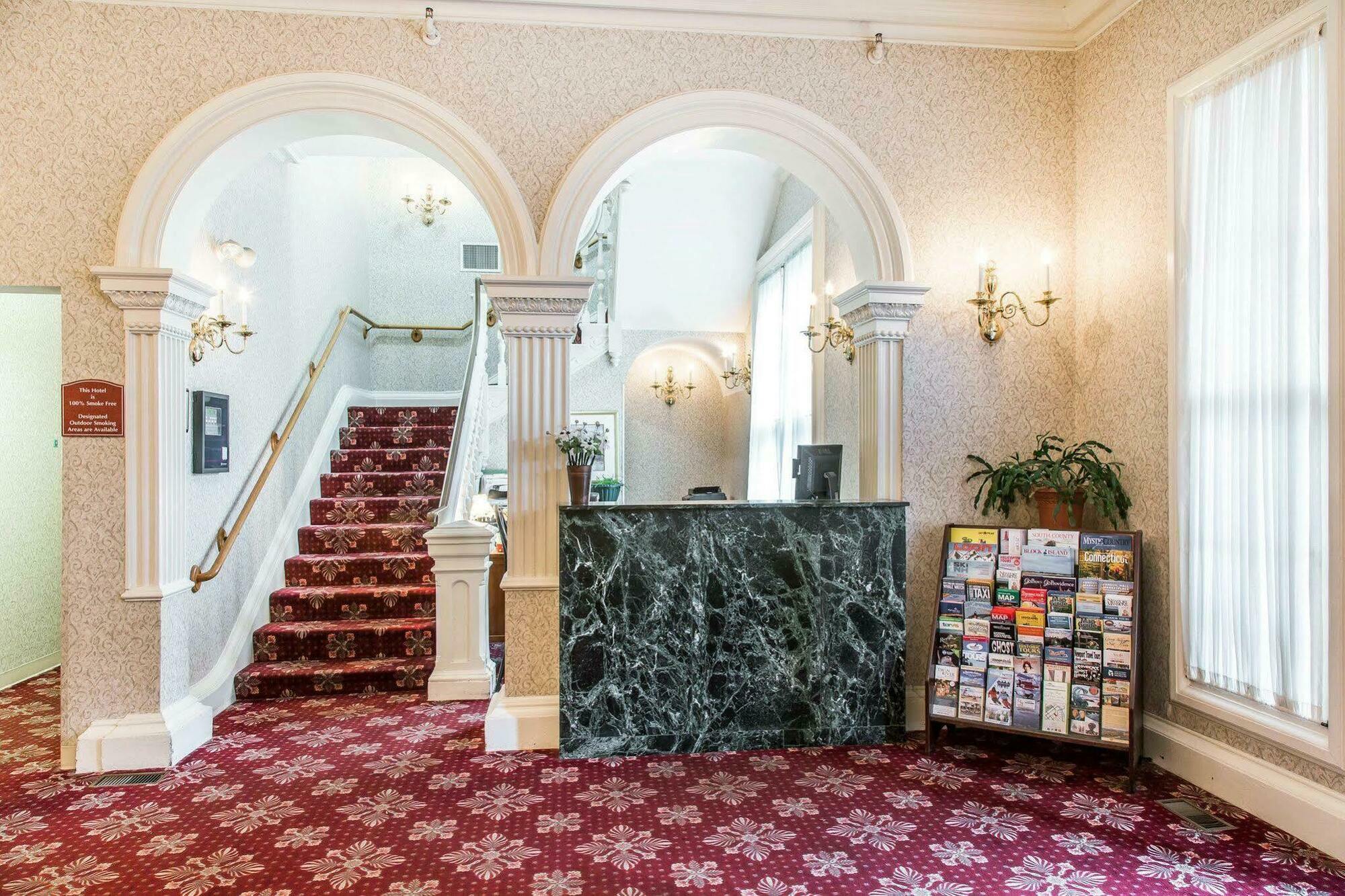 The Carriage House Inn Newport Middletown Eksteriør bilde