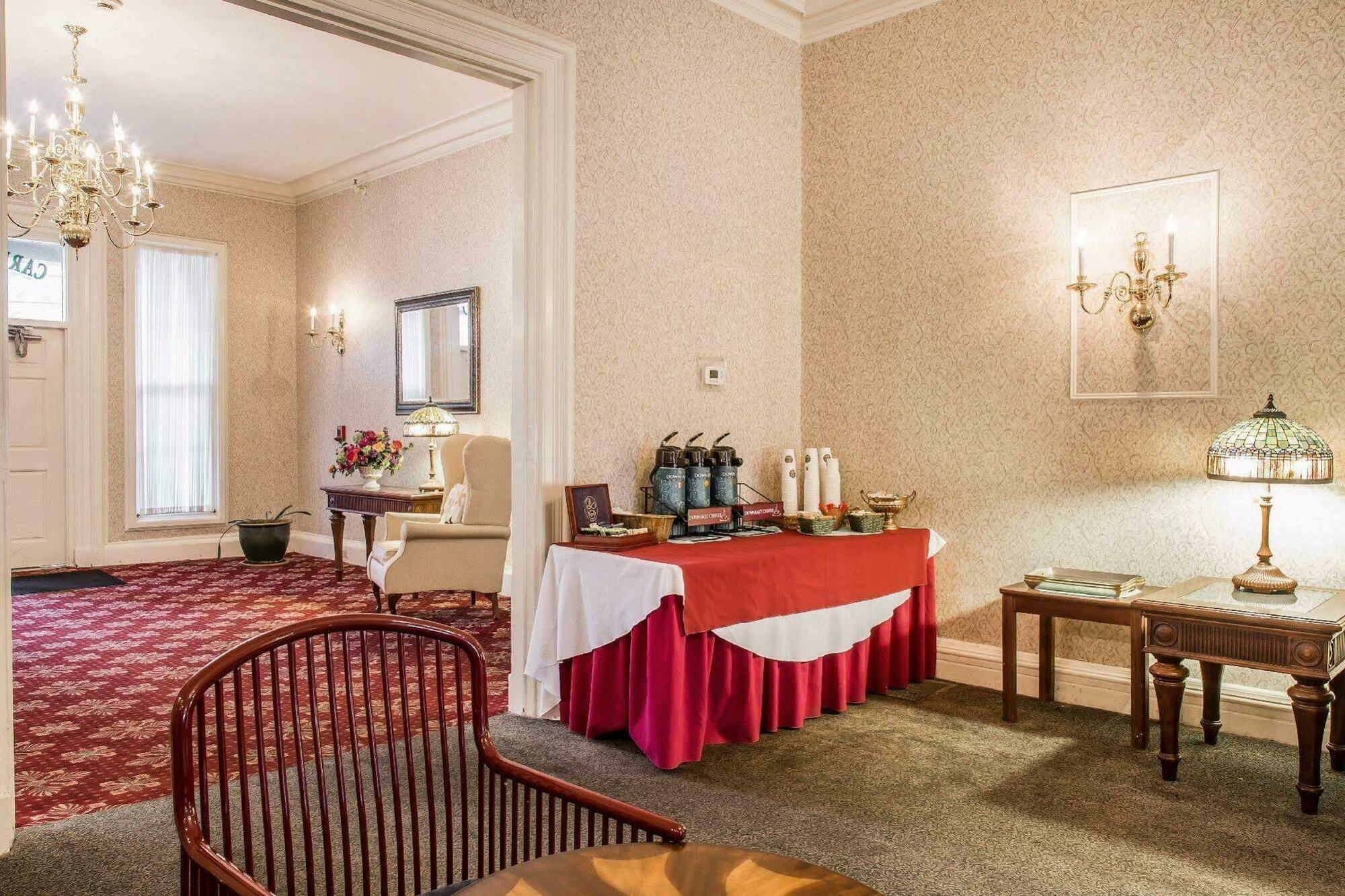 The Carriage House Inn Newport Middletown Eksteriør bilde